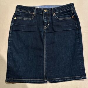 Gap 1969 denim jean skirt - 5 pocket style size 26 / 2.  New without tags